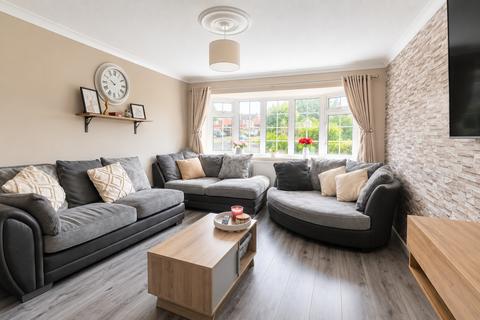 3 bedroom bungalow for sale, Elm Road, Faringdon, Oxon, SN7