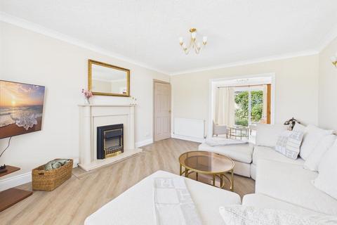4 bedroom detached bungalow for sale, Skokholm Close, Porthcawl CF36