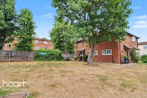 Matthews Close, Harold Wood