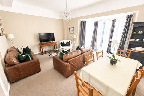 2 bedroom flat for sale, Tudor Square, Pembrokeshire SA70