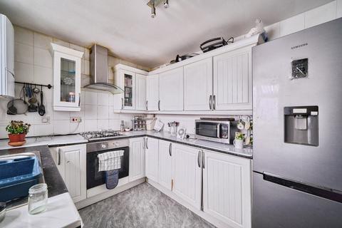 2 bedroom terraced house for sale, Pintail Road, Woodford Green, IG8