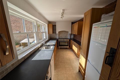 2 bedroom semi-detached house to rent, Rose Hill, Bracknell RG42
