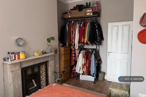 undefined, Clapton, London, E5
