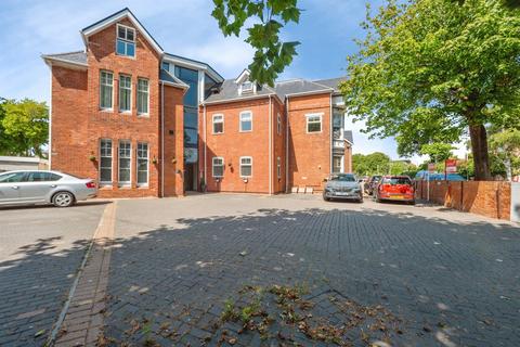 2 bedroom flat for sale, Connaught Road, Weymouth