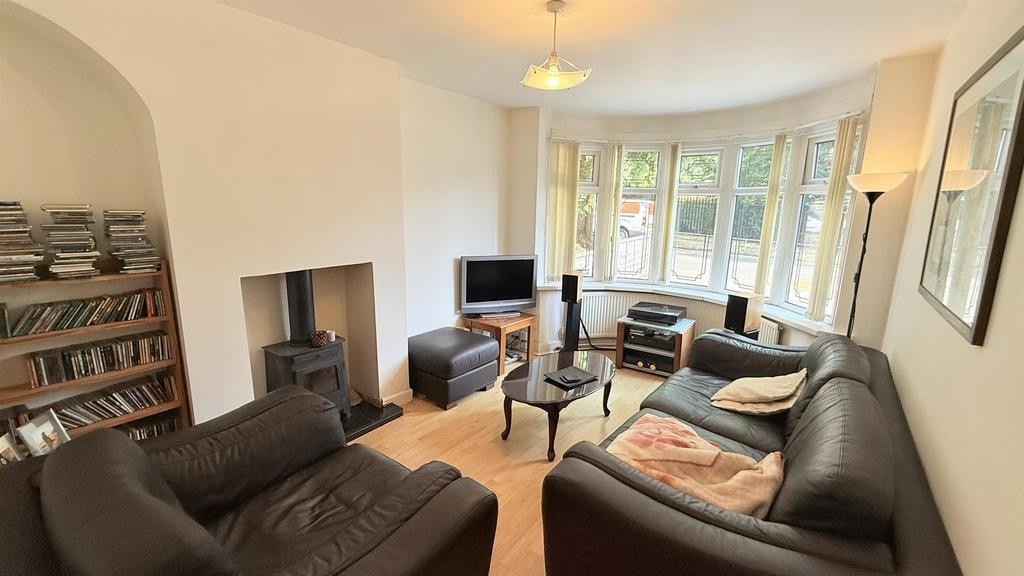 House in Solihull, West Midlands - View 3