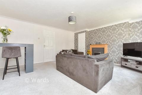 2 bedroom flat for sale, Durham Close, Dover, Kent
