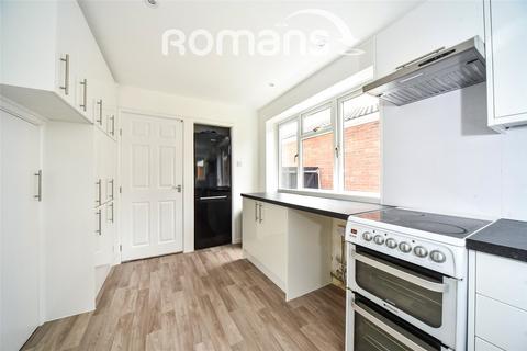3 bedroom semi-detached house for sale, Lakeside, Earley, Reading