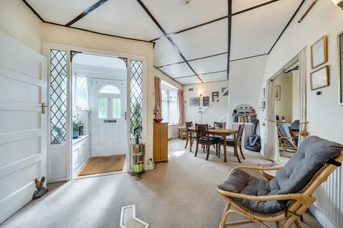 2 bedroom bungalow for sale, Hillside Road, Northwood