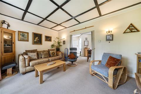 2 bedroom bungalow for sale, Hillside Road, Northwood