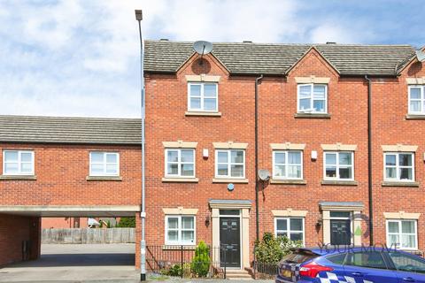 3 bedroom end of terrace house for sale, Dallow Street, Staffordshire DE14
