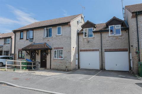 3 bedroom terraced house for sale, Campion Close, Calne