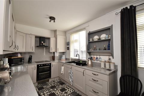 3 bedroom end of terrace house for sale, Hall Street, Royton, Oldham, Greater Manchester, OL2