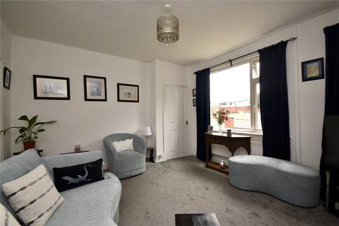 3 bedroom end of terrace house for sale, Hall Street, Royton, Oldham, Greater Manchester, OL2
