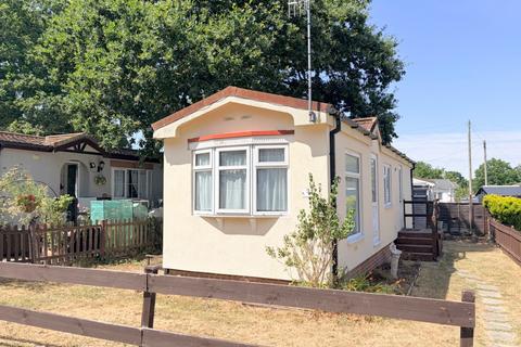 1 bedroom mobile home for sale, Dibden, Southampton, Hampshire, SO45