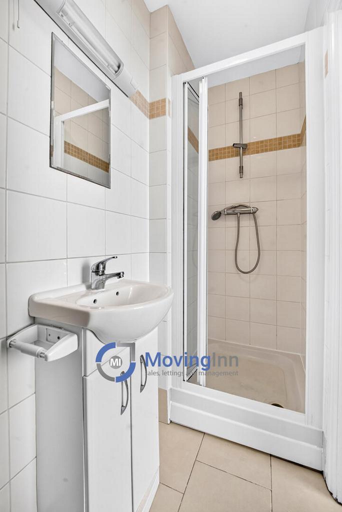 Brigstock Road, Thornton Heath CR7 - More