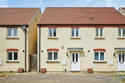 2 bedroom semi-detached house for sale, Redcar Road, Bicester