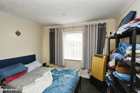2 bedroom detached bungalow for sale, Andrew Avenue, Skegness, PE24
