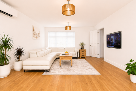 4 bedroom end of terrace house for sale, Maybury Road, Barking IG11
