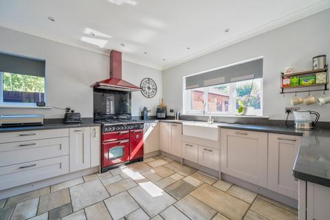 Detached house for sale, Garner Drive, East Malling, West Malling, Kent, ME19 6NF