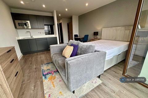 Studio to rent, Parliament Sqaure, Liverpool, L1