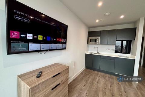 Studio to rent, Parliament Sqaure, Liverpool, L1