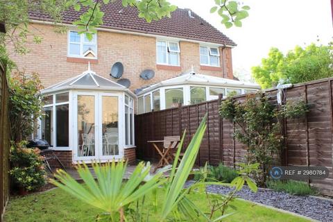 2 bedroom terraced house to rent, The Orchard, Virginia Water, GU25