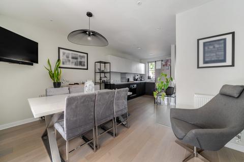 3 bedroom end of terrace house for sale, Cowper Road, Bromley, Kent, BR2