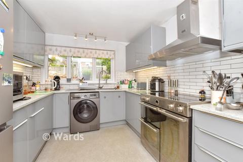 3 bedroom detached bungalow for sale, Deanwood Road, Dover CT17
