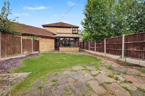 3 bedroom detached house for sale, Kenton Way, Langdon Hills, Basildon, Essex