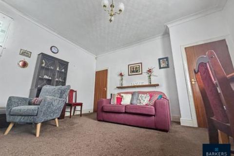 2 bedroom end of terrace house for sale, Cambridge Street, Heckmondwike