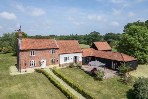 4 bedroom detached house for sale, East Ruston Road, Honing, NR28 9