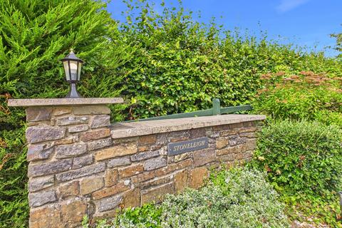 4 bedroom detached bungalow for sale, Thornberry Gardens, Ludchurch, SA67