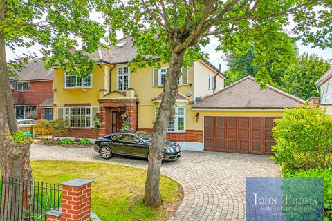 undefined, Mornington Road, Woodford Green IG8