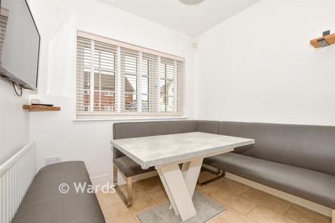 4 bedroom end of terrace house for sale, Eccles Close, Aylesford, Kent
