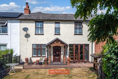 Stourbridge Road, Bromsgrove, Worcestershire, B61