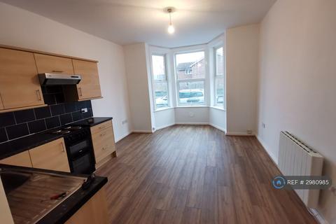 1 bed flat/apartment for rent in Queens Court, Great Yarmouth, NR30