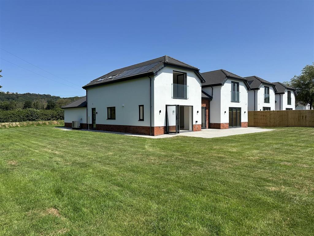Detached house exterior