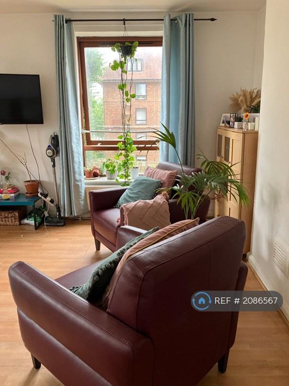 Apartment in London - View 2