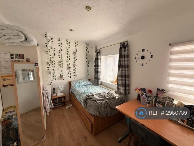House in Bristol, Speedwell - More