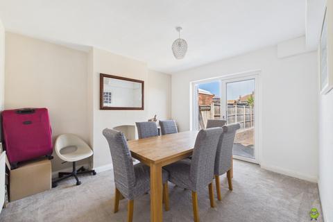 4 bedroom semi-detached house for sale, Belmont Road, Erith, Kent, DA8