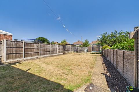 4 bedroom semi-detached house for sale, Belmont Road, Erith, Kent, DA8
