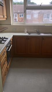 2 bedroom flat to rent, Deer Park Close, Kingston upon Thames KT2