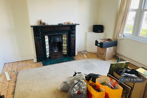 3 bedroom terraced house to rent, Bed Terrace In Conservation Area, Leicester, LE5
