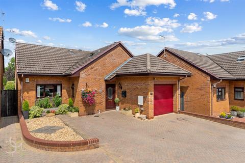 3 bedroom detached house for sale, Merrybrook, Evesham WR11