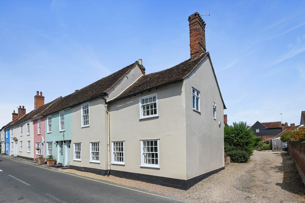 3 bedroom end of terrace house for sale in Colchester