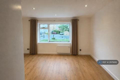 1 bedroom flat to rent, Becton Court, London, SE25