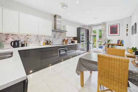 3 bedroom apartment for sale, Brackenwood, Walton on the Hill