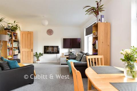 3 bedroom terraced house for sale, Rustington Road, Brighton BN1