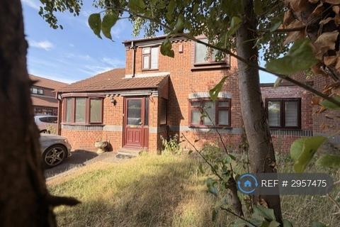 Studio to rent, Stable Walk, Nuneaton, CV11