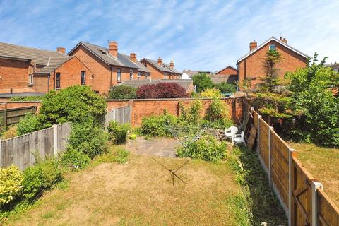 2 bedroom maisonette for sale, Fenimore Court, Nursery Road, Radcliffe-on-Trent, Nottingham, NG12